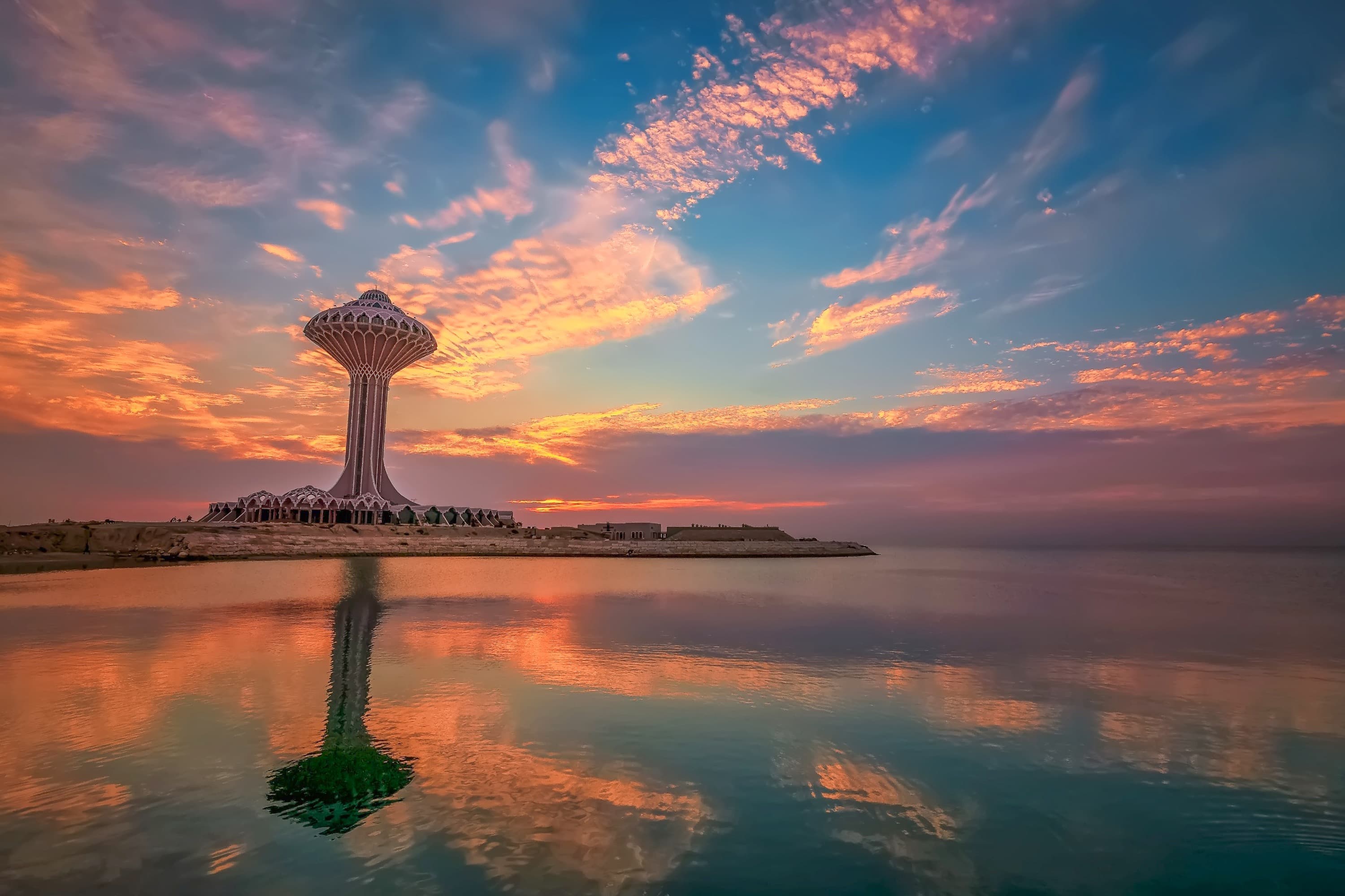 en-centers-first-fold-bg